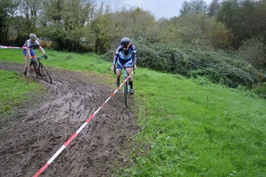 CX Vigneux de Bretagne juniors + dames 03.11.2019